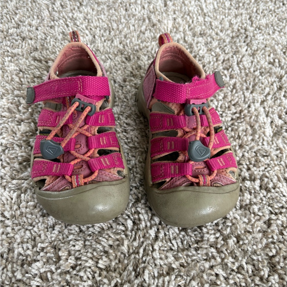 Keen Kids Shoes in Pink and Olive